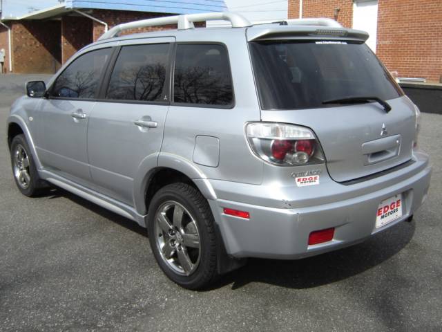 Mitsubishi Outlander 2006 photo 3