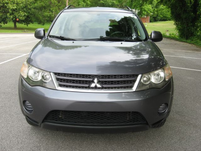 Mitsubishi Outlander 2007 photo 2