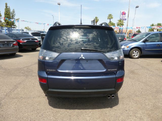 Mitsubishi Outlander 2007 photo 4