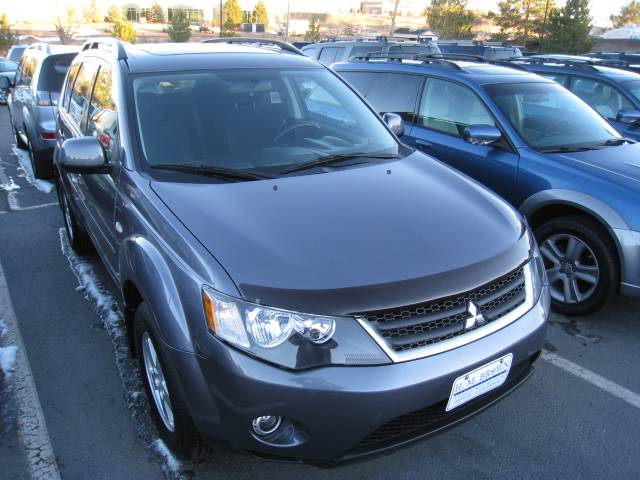 Mitsubishi Outlander 3.2 Sport Utility