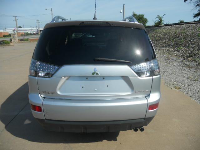 Mitsubishi Outlander 2007 photo 4