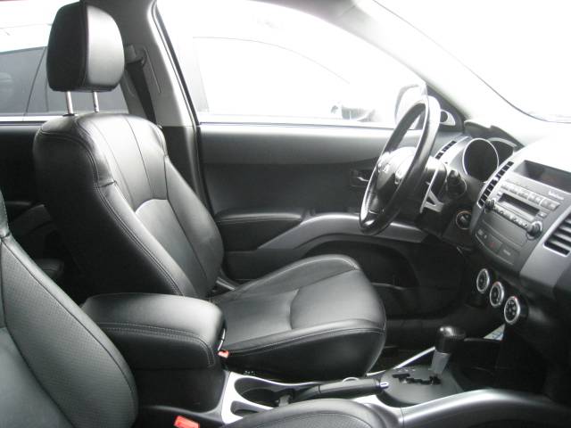 Mitsubishi Outlander 2007 photo 4