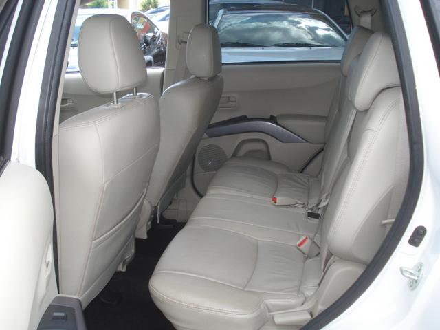 Mitsubishi Outlander 2007 photo 1