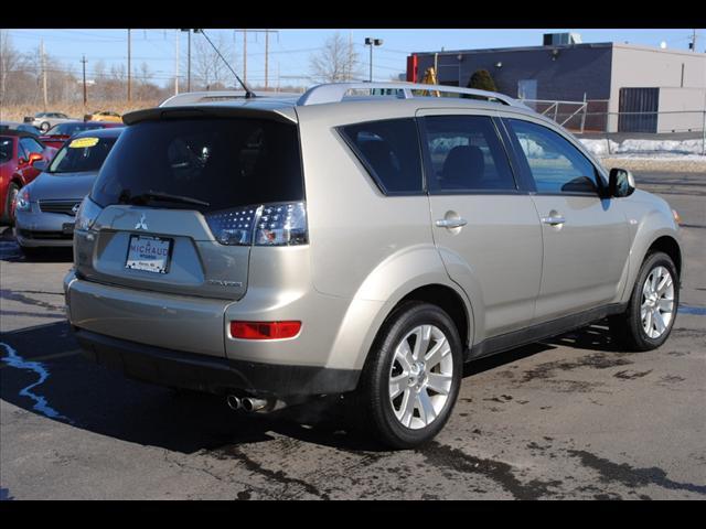 Mitsubishi Outlander 2007 photo 3