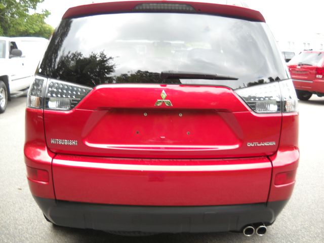 Mitsubishi Outlander 2008 photo 1