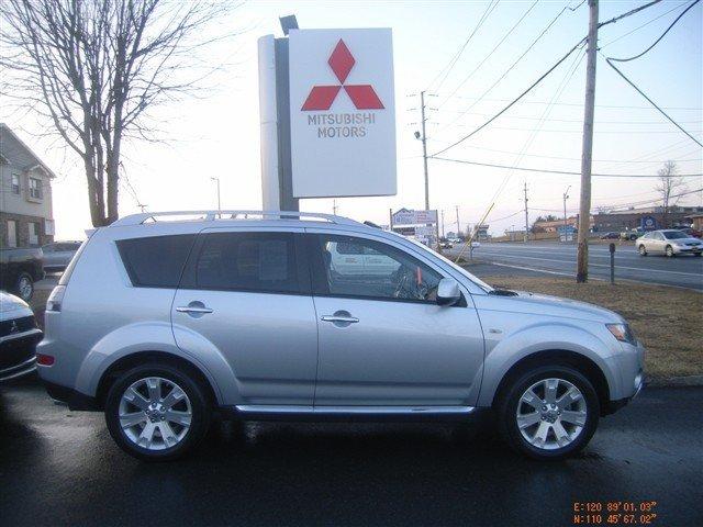 Mitsubishi Outlander 2008 photo 1