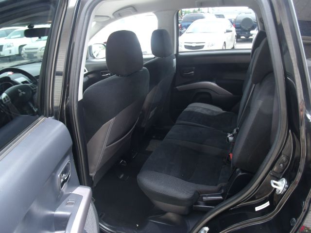 Mitsubishi Outlander 2008 photo 3