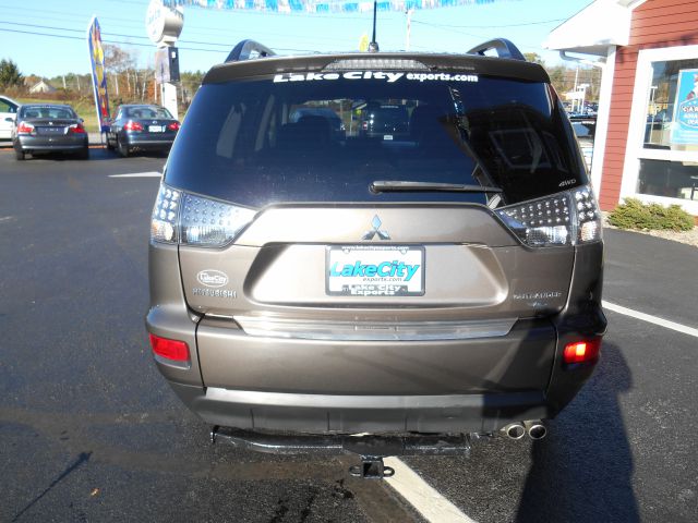 Mitsubishi Outlander 2010 photo 3