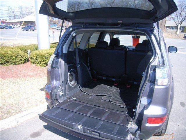 Mitsubishi Outlander 2010 photo 5