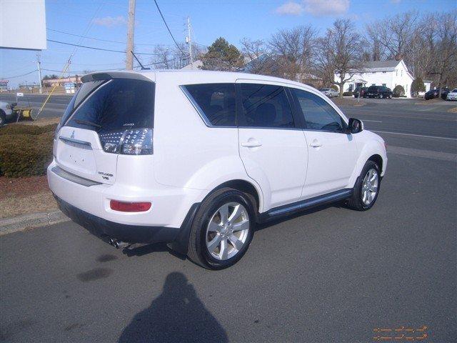 Mitsubishi Outlander 2010 photo 4