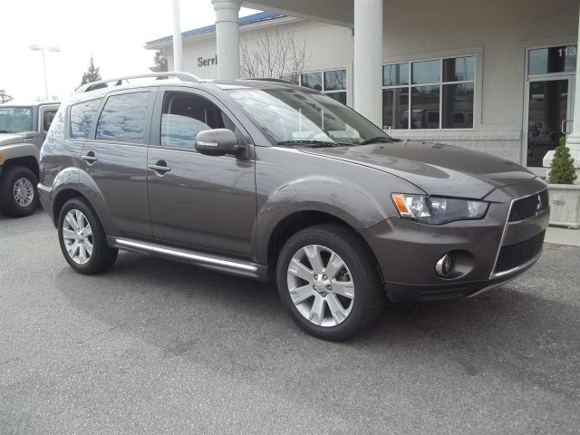 Mitsubishi Outlander 2011 photo 1