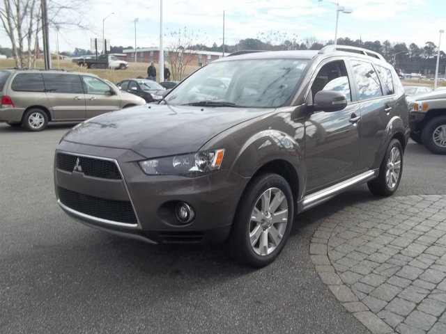 Mitsubishi Outlander 2011 photo 4