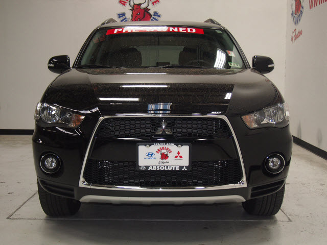 Mitsubishi Outlander 2011 photo 4