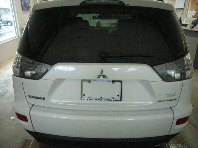 Mitsubishi Outlander 40TH Anniversary Package Unspecified