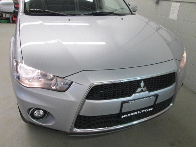 Mitsubishi Outlander 2011 photo 5