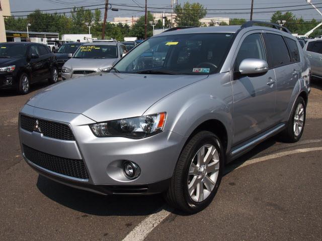 Mitsubishi Outlander 2011 photo 4