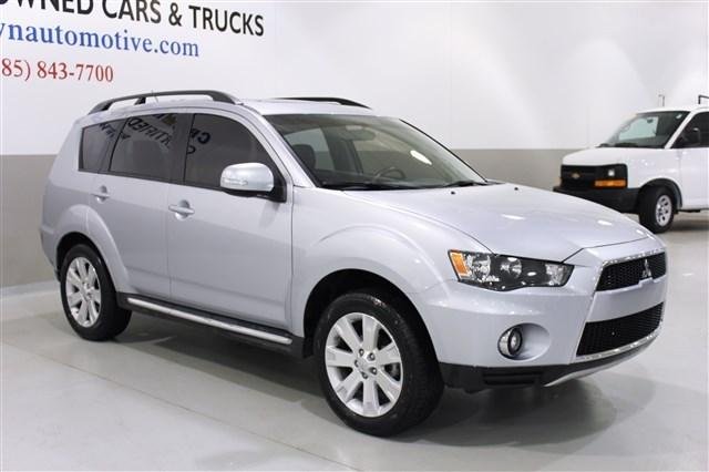 Mitsubishi Outlander 2011 photo 1