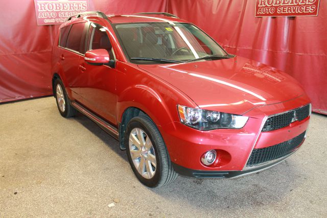 Mitsubishi Outlander 2012 photo 4