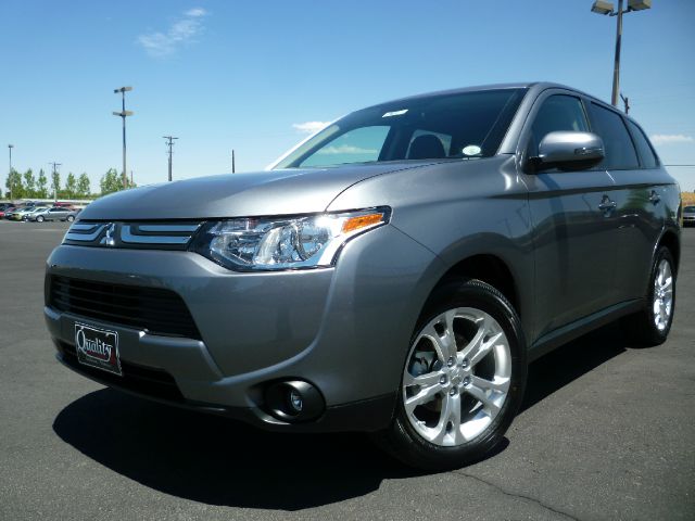 Mitsubishi Outlander 2014 photo 4