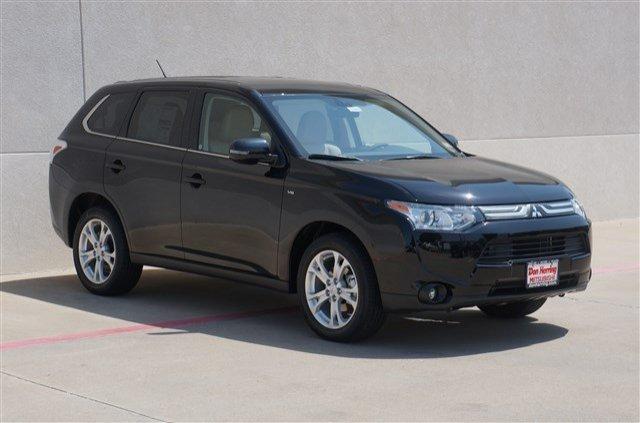 Mitsubishi Outlander 2014 photo 1