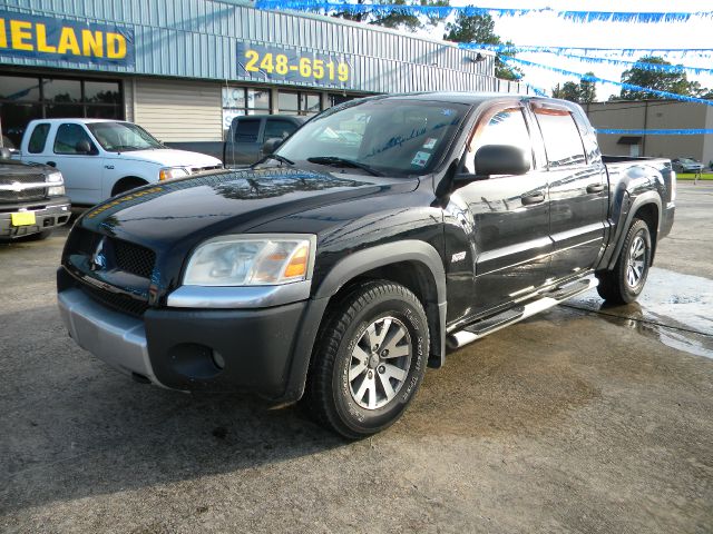 Mitsubishi Raider 2006 photo 1