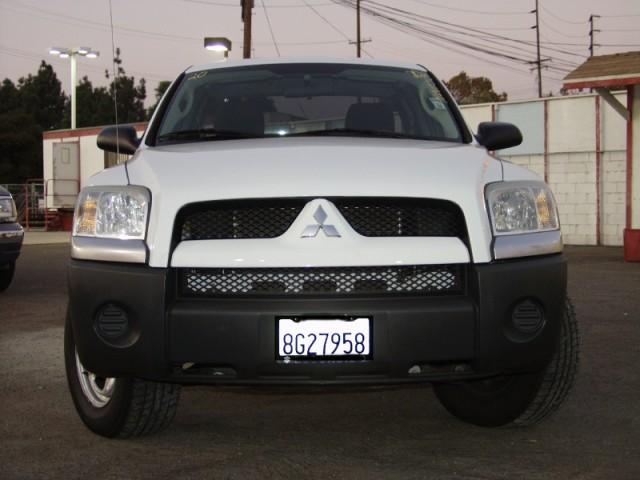 Mitsubishi Raider 2007 photo 1