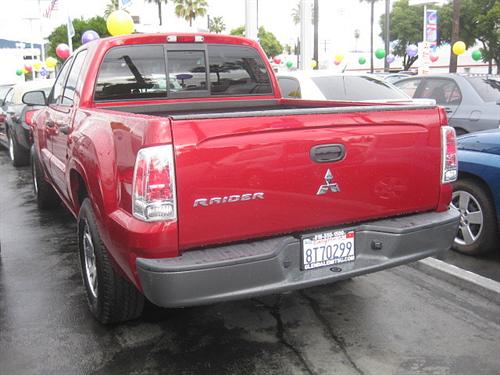 Mitsubishi Raider 2008 photo 1