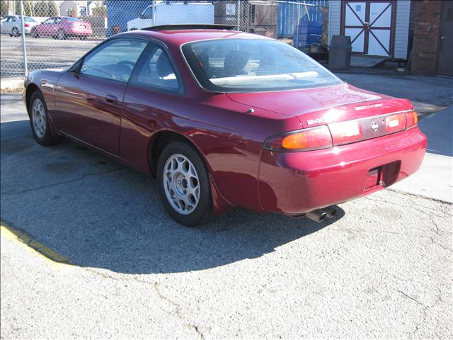 Nissan 240SX 1995 photo 1