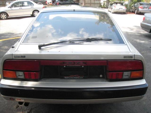 Nissan 300ZX 1984 photo 5