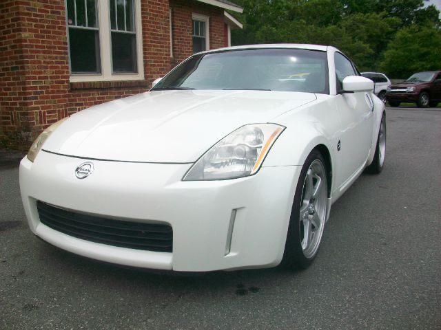 Nissan 350Z 2003 photo 1