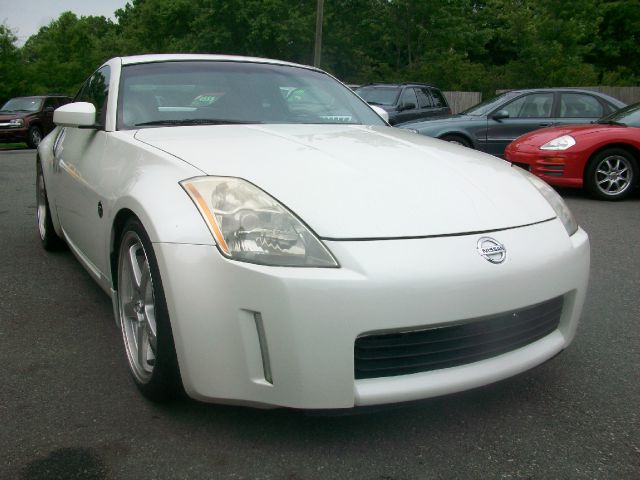 Nissan 350Z 2003 photo 2