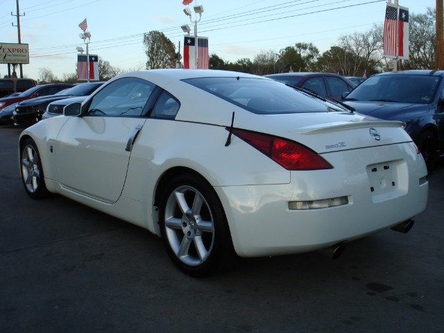 Nissan 350Z 2003 photo 4