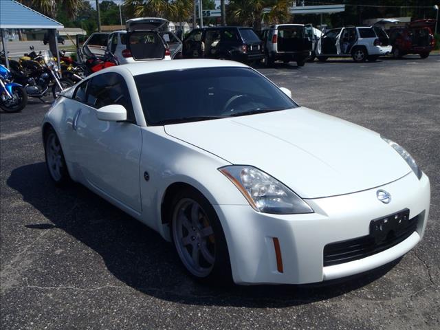 Nissan 350Z 2003 photo 2