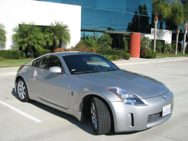 Nissan 350Z 2003 photo 2