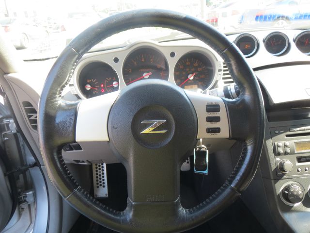 Nissan 350Z 2003 photo 9