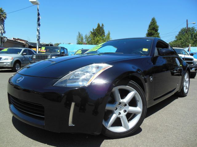 Nissan 350Z 2004 photo 1