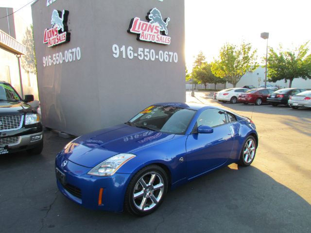 Nissan 350Z 5DR 7-pass VAN I4 FWD Coupe