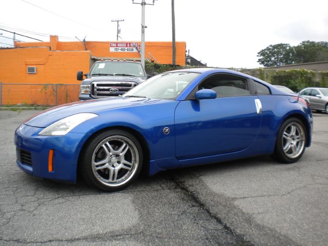 Nissan 350Z 5DR 7-pass VAN I4 FWD Coupe