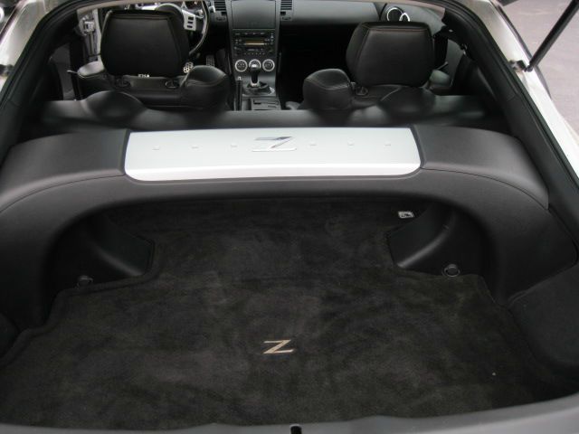 Nissan 350Z 2004 photo 10