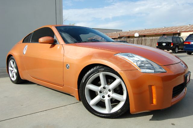 Nissan 350Z 2004 photo 2