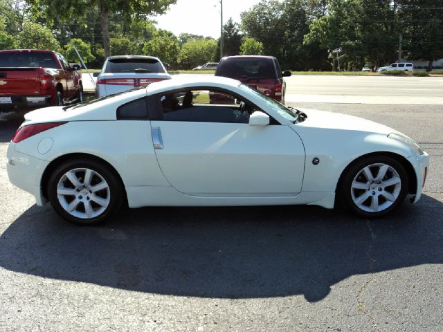 Nissan 350Z 2004 photo 10