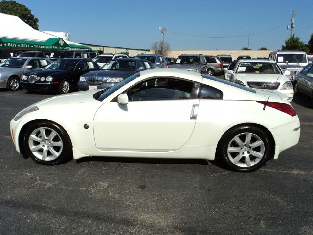 Nissan 350Z 2004 photo 8