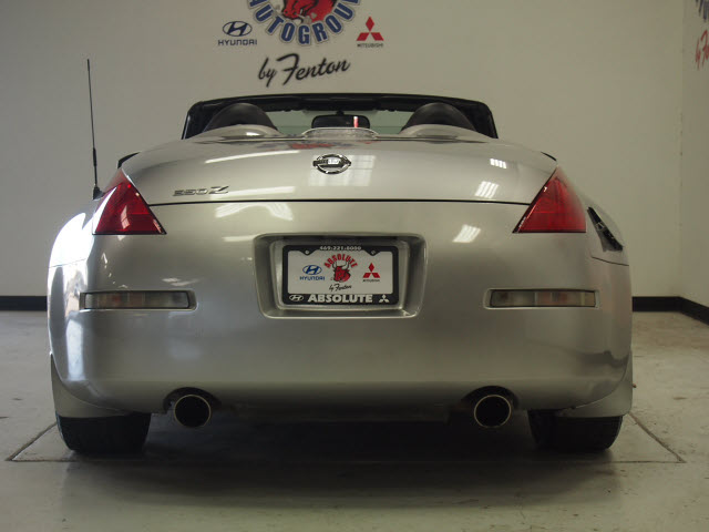 Nissan 350Z 2004 photo 4