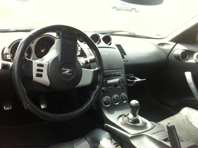 Nissan 350Z 2004 photo 1