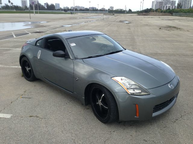 Nissan 350Z 2004 photo 10