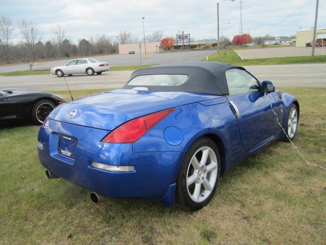 Nissan 350Z 2004 photo 2