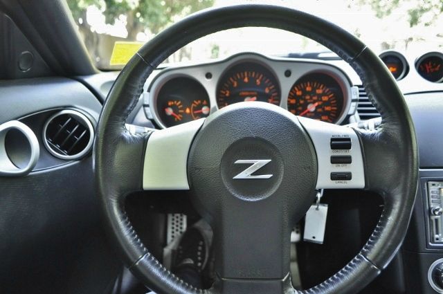 Nissan 350Z 2004 photo 8