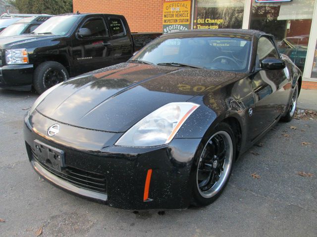 Nissan 350Z 2004 photo 2