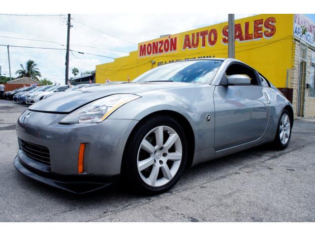 Nissan 350Z 2004 photo 2