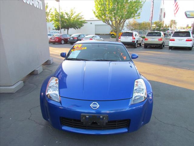 Nissan 350Z 2004 photo 1